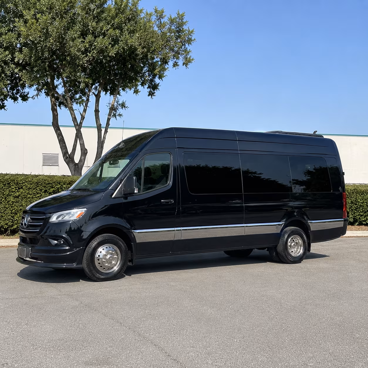 find and book transportation for your next airport transfer 1