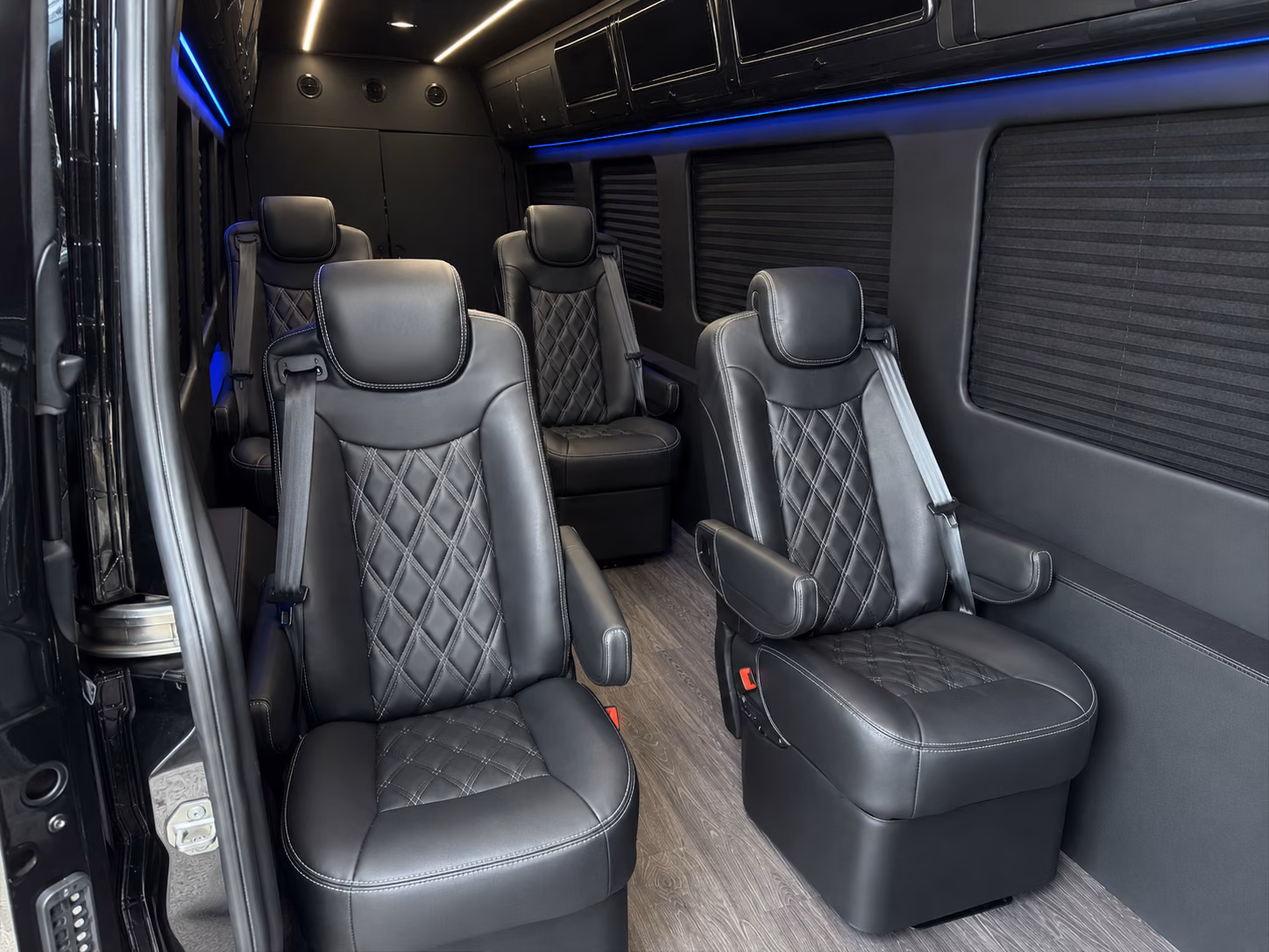 find and book transportation for your next convention or trade show 4