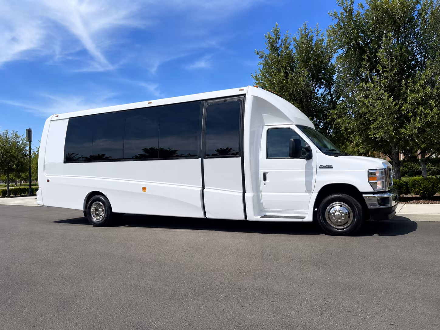 find and book transportation for your next wine tour 3