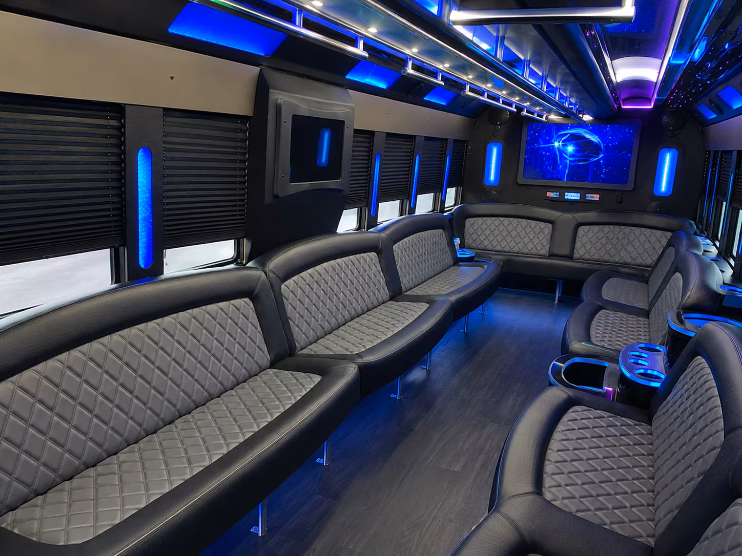 party buses for bachelorette groups visiting the woodlands waterway
